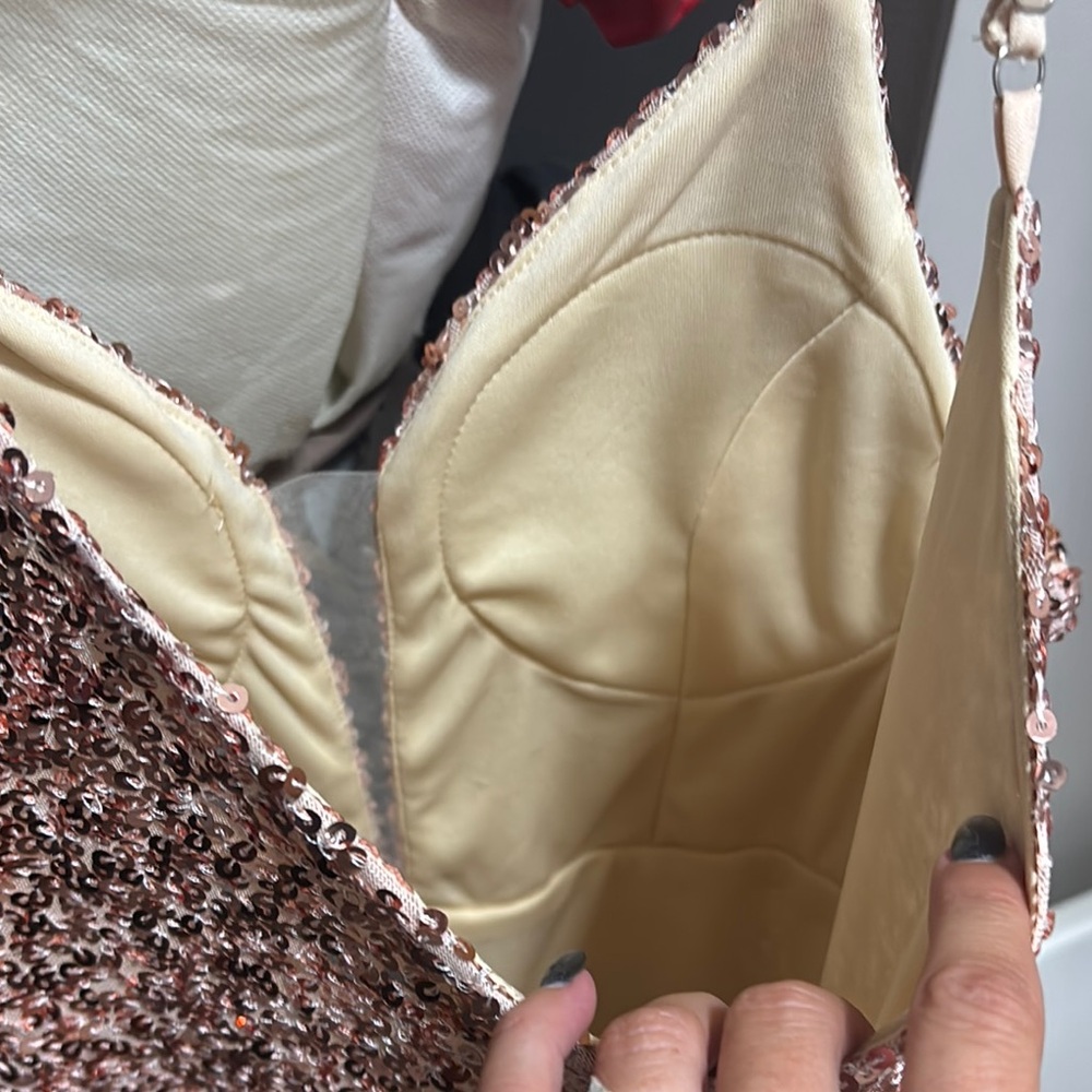 Sparkling Sequin Dress - Picture 4 of 4